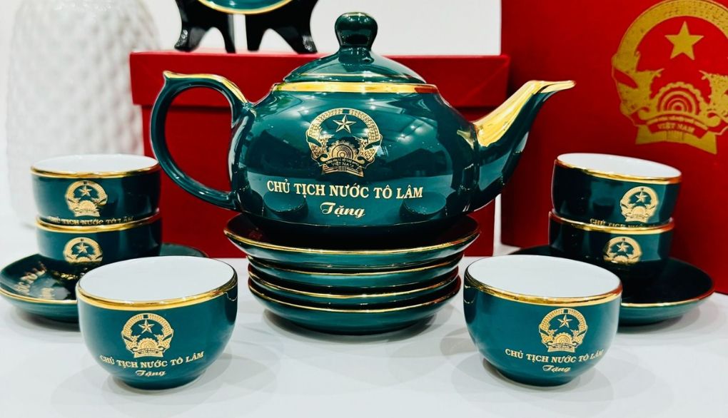 Công ty cung cấp ấm chén trà in logo tại Đồng Nai
