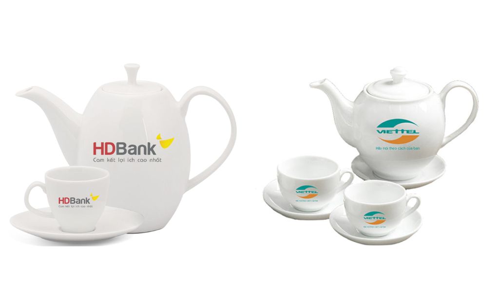 In logo lên ấm trà