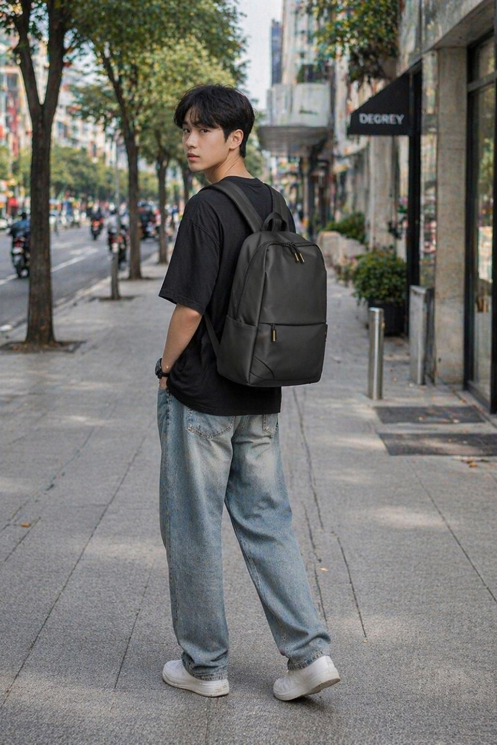 Balo In Logo Cho Sinh Viên Gọn Nhẹ Linh Hoạt Đen 43x30x17 cm