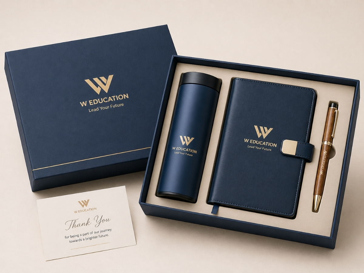 Set quà khai trương đóng hộp đồng bộ với logo + slogan + ngày